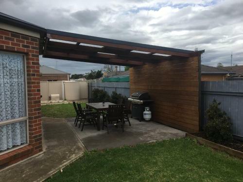 Numurkah Apartments - The Saxton