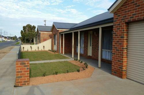Numurkah Apartments - The Saxton