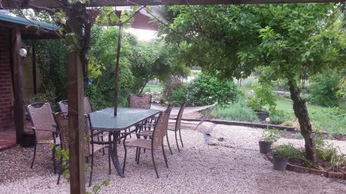 Hostal Oaktree Guest House