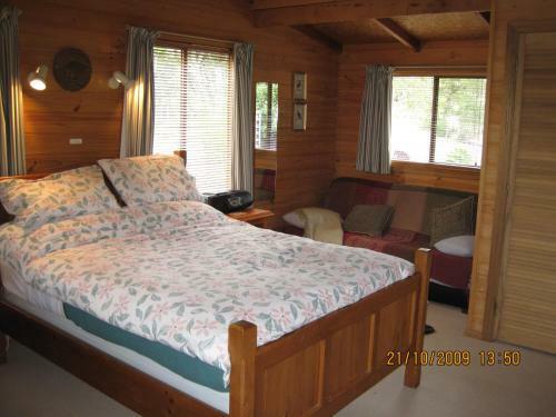 Bed & Breakfast Pennyroyal Raspberry Farm & Cidery