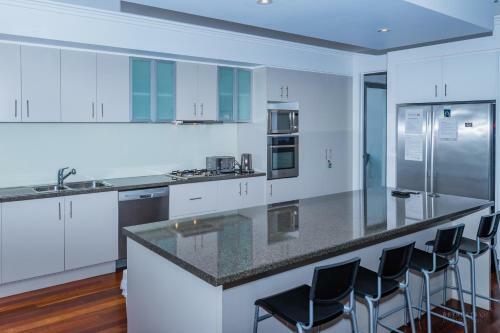 Lahinch Mews - Family Bookings Only