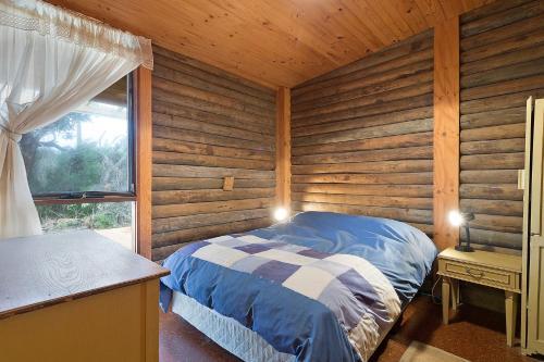 98 Ocean Parade - Rustic Log Cabin