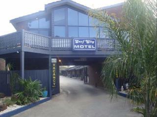 Surf City Motel