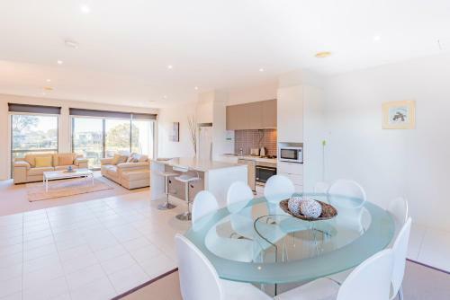 Apartamentos Stylish 3 Bedroom Condo