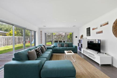 Beach & Golf Stays, Australia