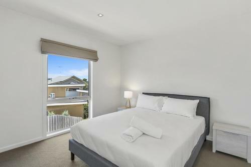 Beach & Golf Stays, Australia