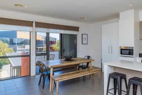 Villa 13 Shore Place
