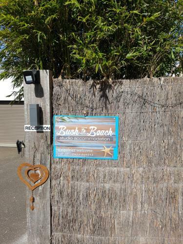 Hostal Bush To Beach Studio 2