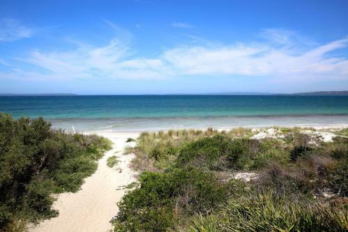 Maria's Beach House - Pet Friendly