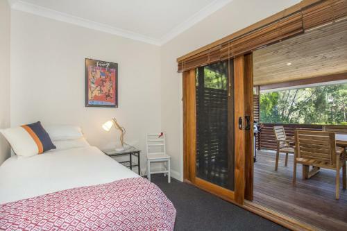 33 Bangalow - Narrawallee's Beautiful Bungalow