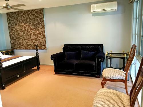 Hostal Pride Leisure Homes