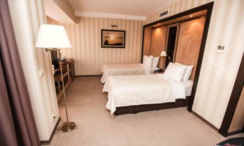 Shirvan Hotel & Spa