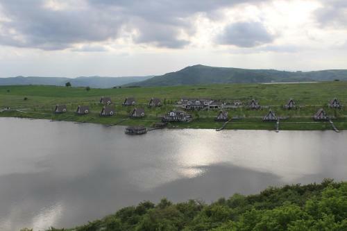 Sakit Gol - Silent Lake Hotel