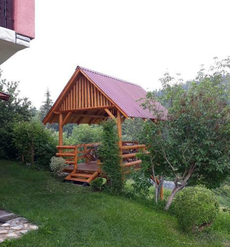 Lodge Guesthouse Sadrvan Ravne