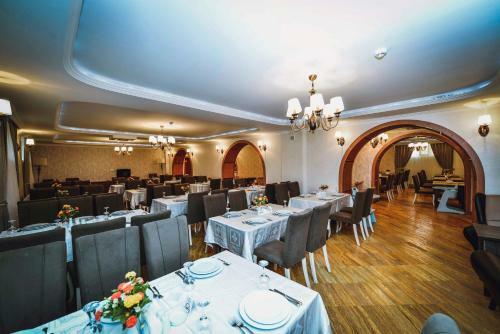 Kaspia Yeddi Gozel Hotel