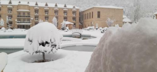 Kaspia Yeddi Gozel Hotel