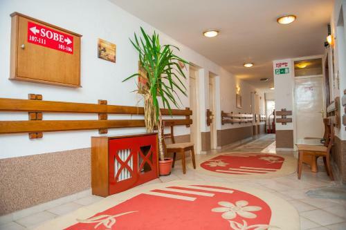 Posada Hotel Novi Nacional