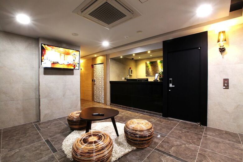 Jeju Lux Hotel