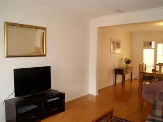 Hotel Moonee Valley Views Apartments