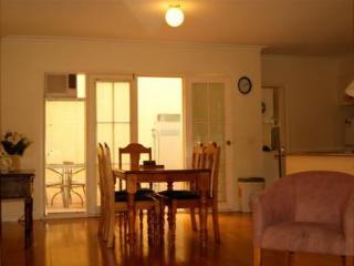 Hotel Moonee Valley Views Apartments