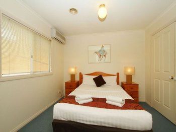Hotel Moonee Valley Views Apartments