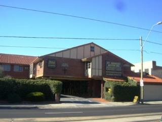Hotel St Georges Motor Inn