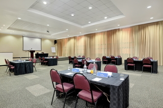 Protea Hotel Parktonian All Suite