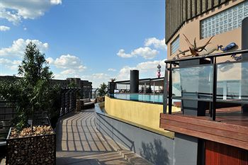 Protea Hotel Parktonian All Suite