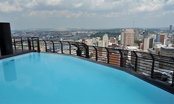 Protea Hotel Parktonian All Suite