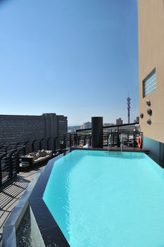 Protea Hotel Parktonian All Suite