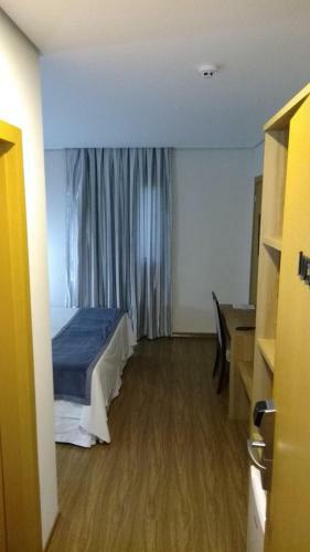 Ives Hotel