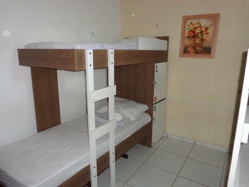 Casa Do Mochileiro Airport Hostel