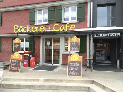 Hostal G�stehaus Sonne