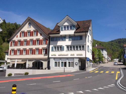 Caf�-conditorei Hotel Huber