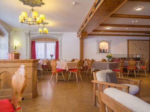 Hotel Alpina