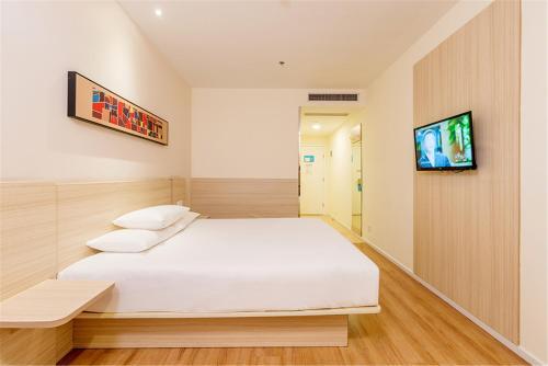 Hanting Hotel Tongliao Ganqika Railway Station