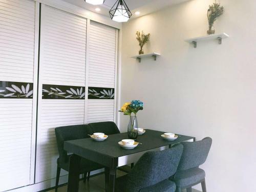 Hostal Zigong Yaju Guesthouse