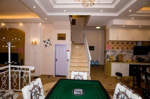Joy Of Tonight Villa 21 Rooms