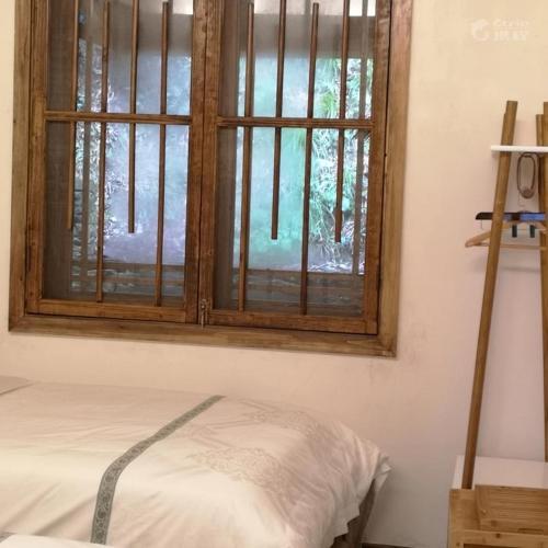 Hostal Zhang Jiajie Tujia Ethnic Guesthouse