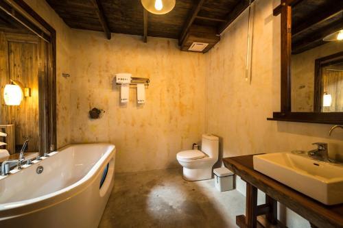 Hostal Zhang Jiajie Tujia Ethnic Guesthouse