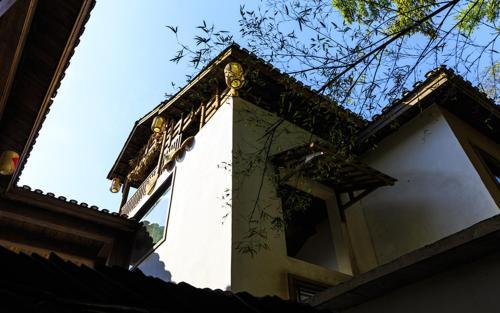 Hostal Zhang Jiajie Tujia Ethnic Guesthouse