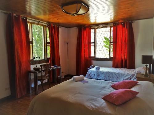 Hostal De La Tierra Ecohouse Farm