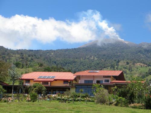 Hotel Guayabo Lodge