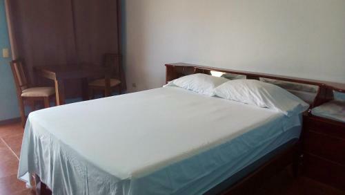Hotel Cabinas El Tropico