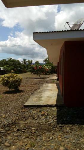 Hotel Cabinas El Tropico