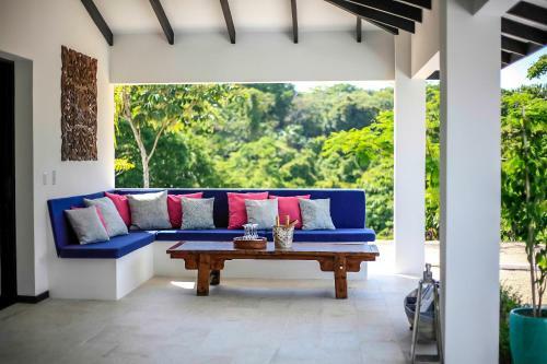 Villa Komodo At Cactus Blue