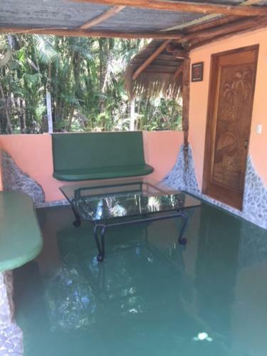 Hotel Mal Pais Surf Camp