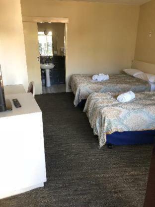 Hotel Jacksons Motor Inn