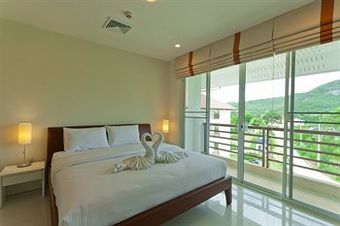 Hotel Taipan Resort & Condominium