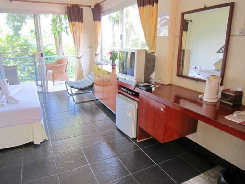 Hotel Thaniza Beachfront Resort